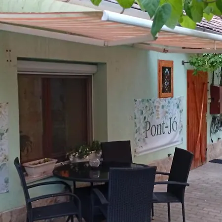 Apart-hotel Pont-jó